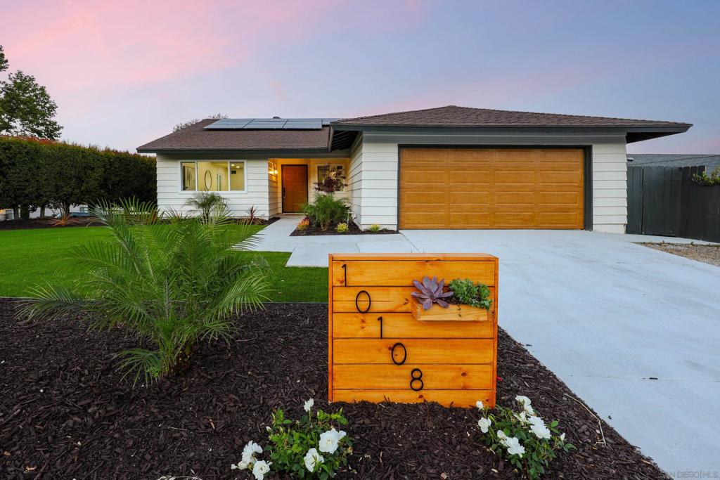 10108 Tres Lagos Ct