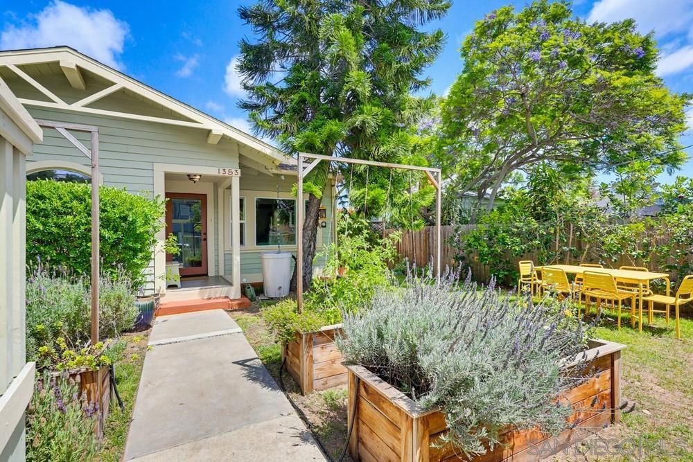 1353 Edgemont