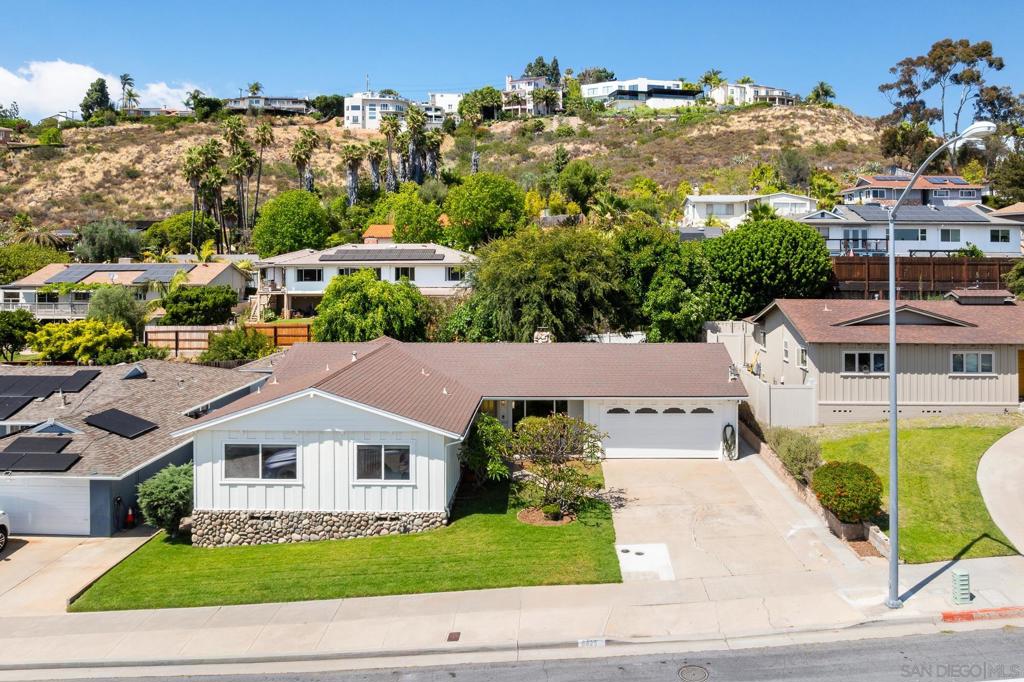 6626 Del Cerro Blvd