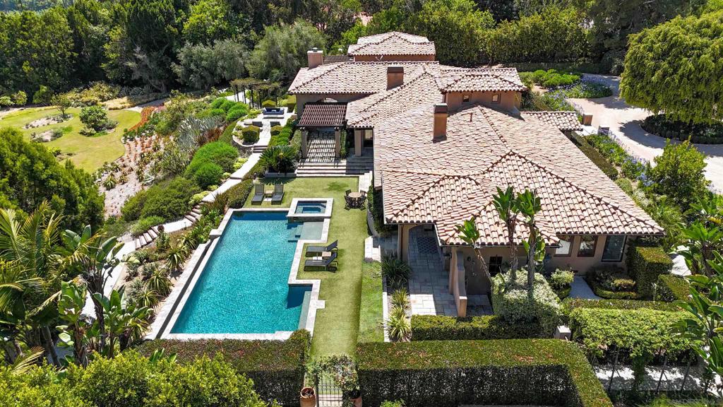 6871 Las Colinas