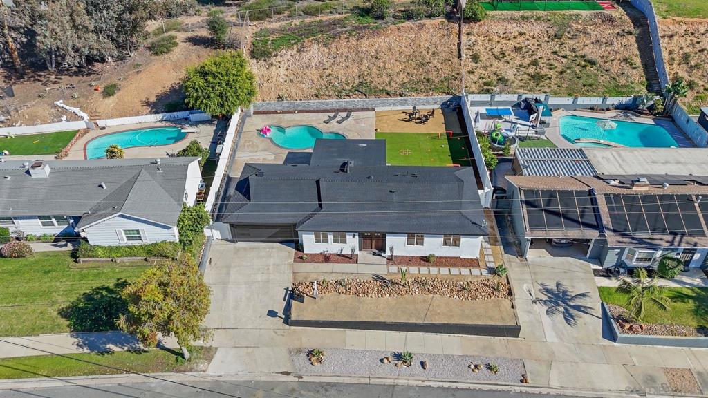 157 Thrasher Way