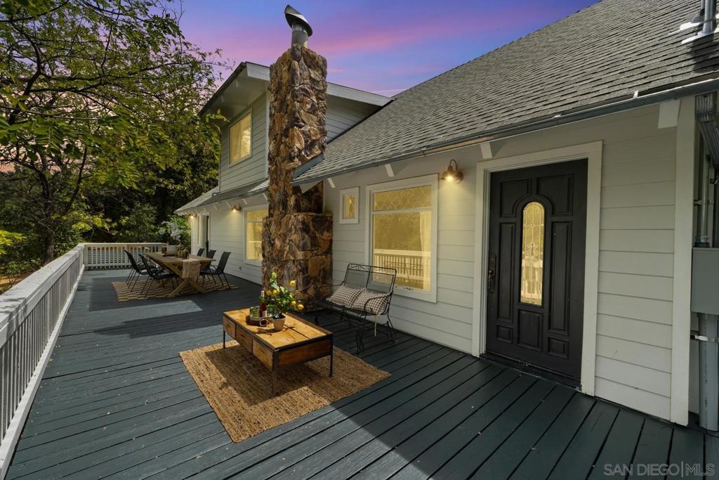 3517 Deer Lake Park