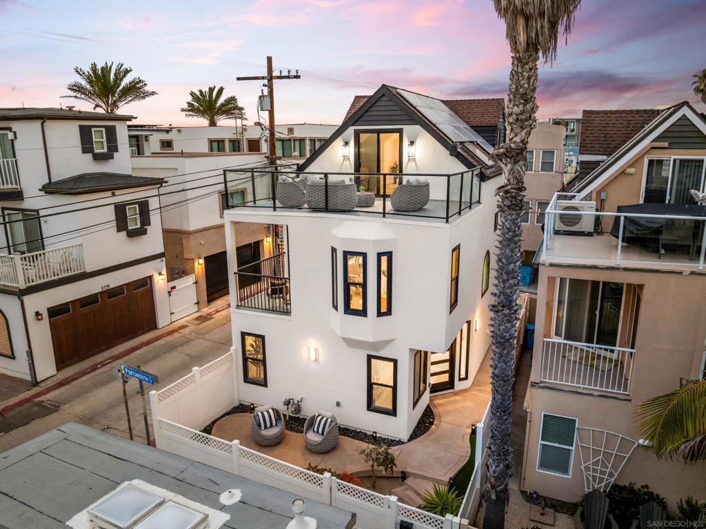 3721 Strandway