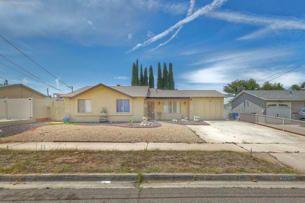 965 Spinel Ave