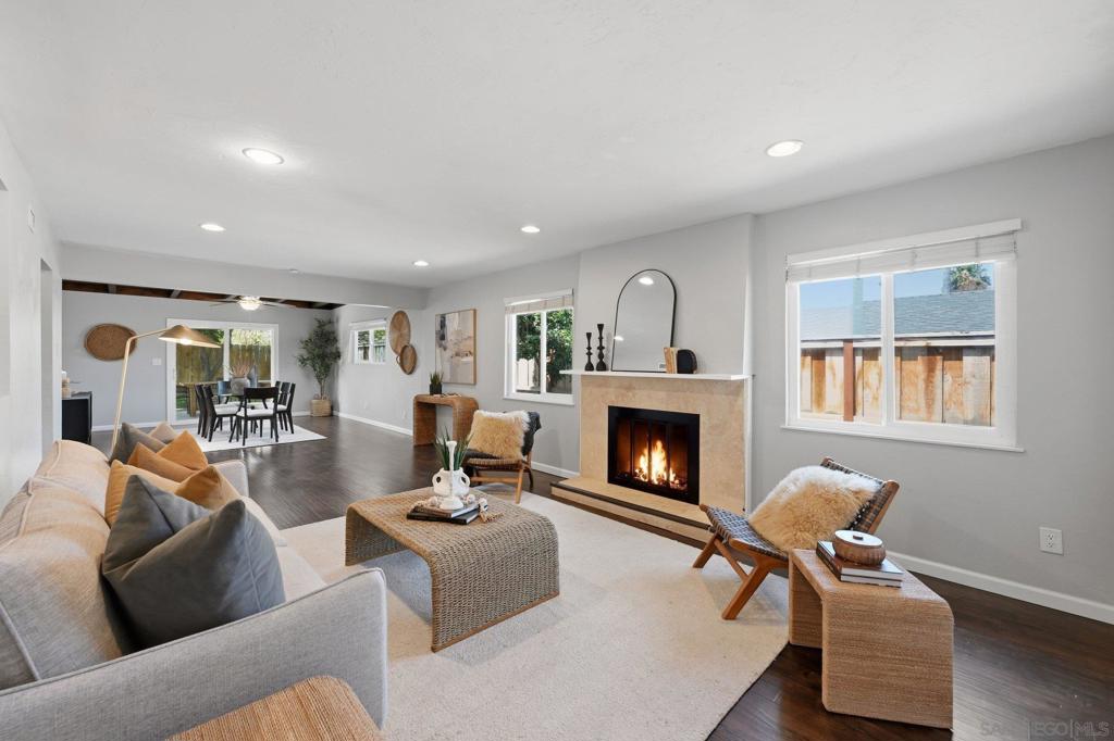 7961 Beaver Lake