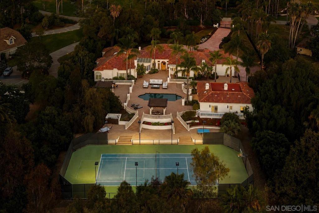 6998 Rancho La Cima Dr
