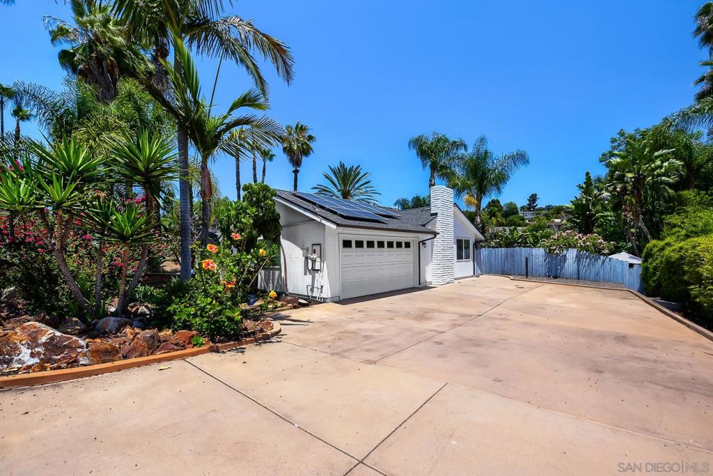 4225 AVOCADO BLVD