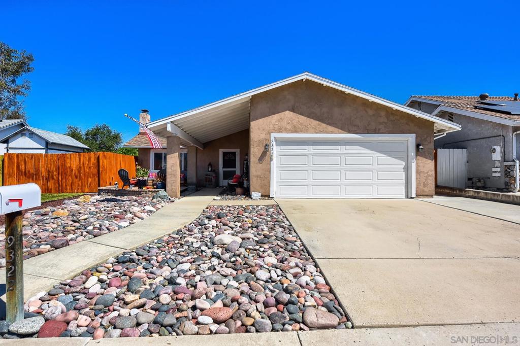 9322 LAKE COUNTRY DRIVE