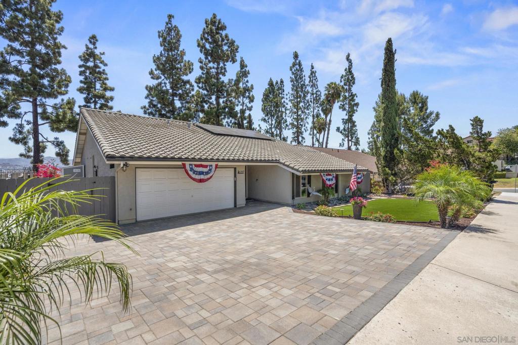 1217 Pfeifer Lane