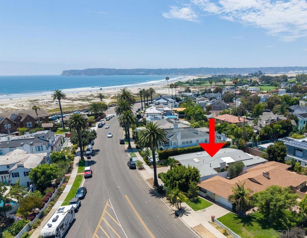 571 Marina Avenue