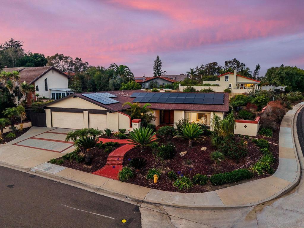 1007 Passiflora Ave
