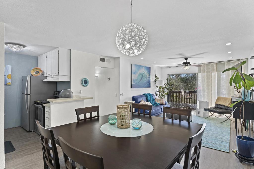 6406 Friars