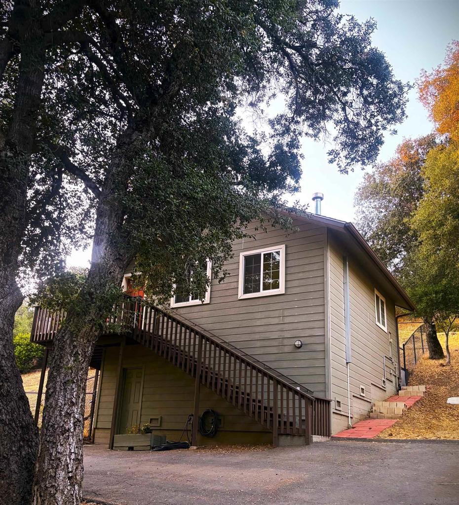 2735 Salton Vista Dr