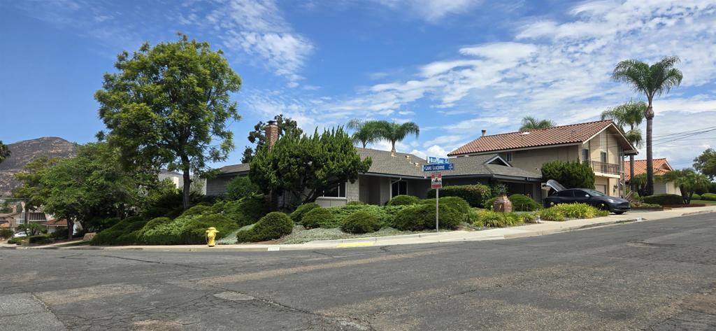 7556 Blue Lake