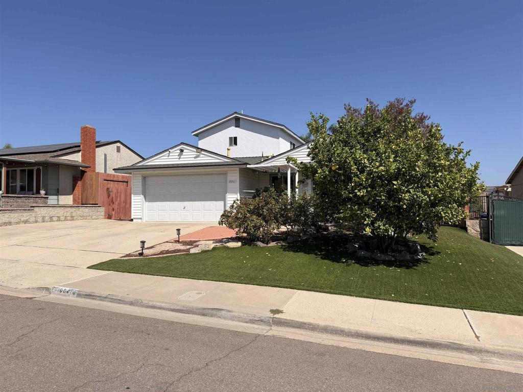 10041 Gem Tree Way