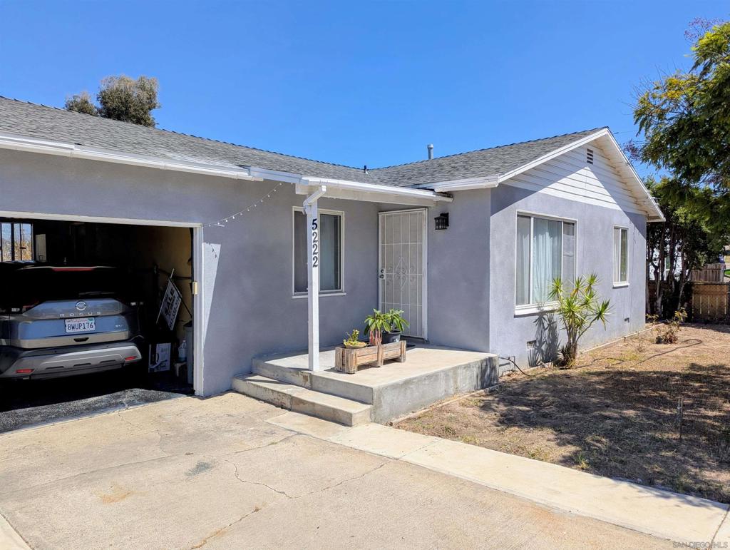 5222 San Bernardo Terrace