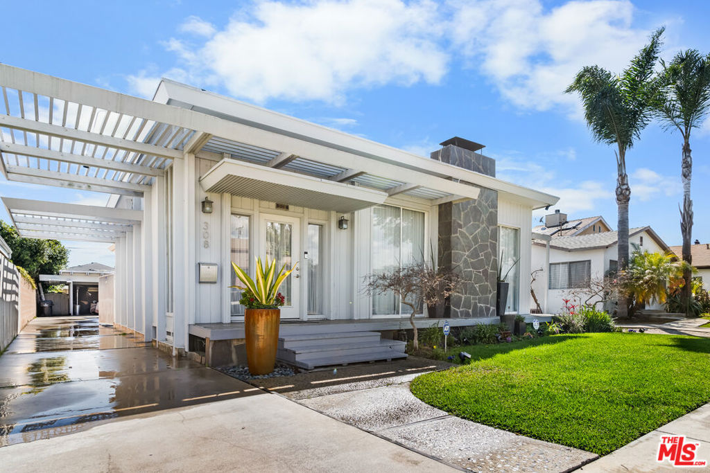 308 Ellis Avenue