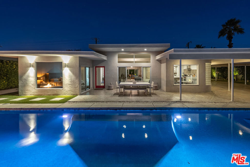 2280 Paseo Roseta