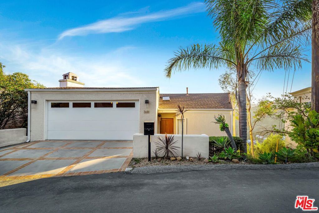 3681 Alta Mesa Drive