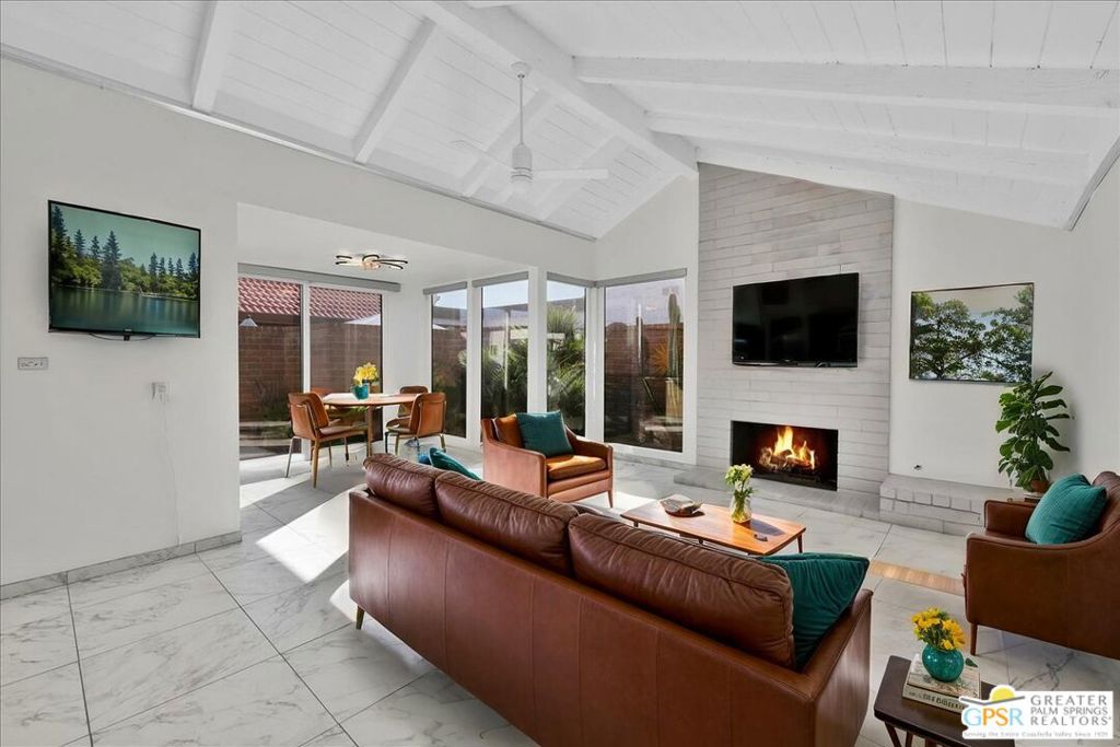 2490 Miramonte Circle