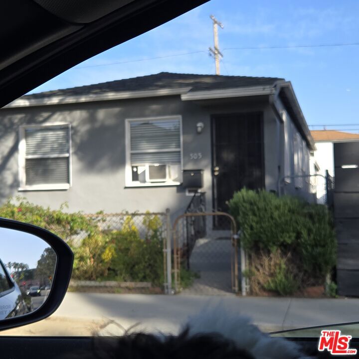 505 Venice Way