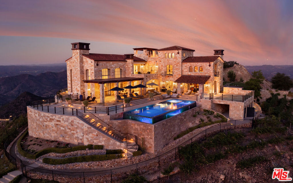 340 Kanan Dume Road