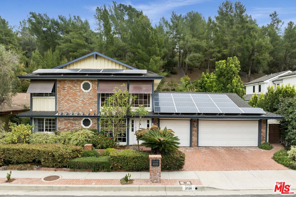 2528 La Condesa Drive