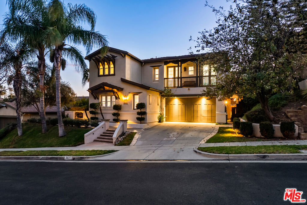 3821 Luna Court