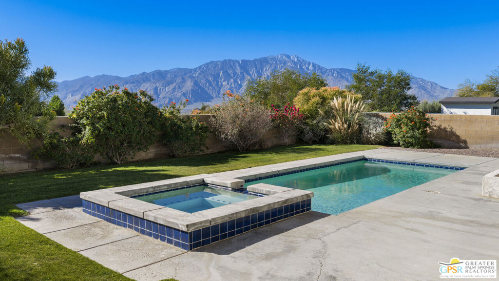 67931 Whitney Court
