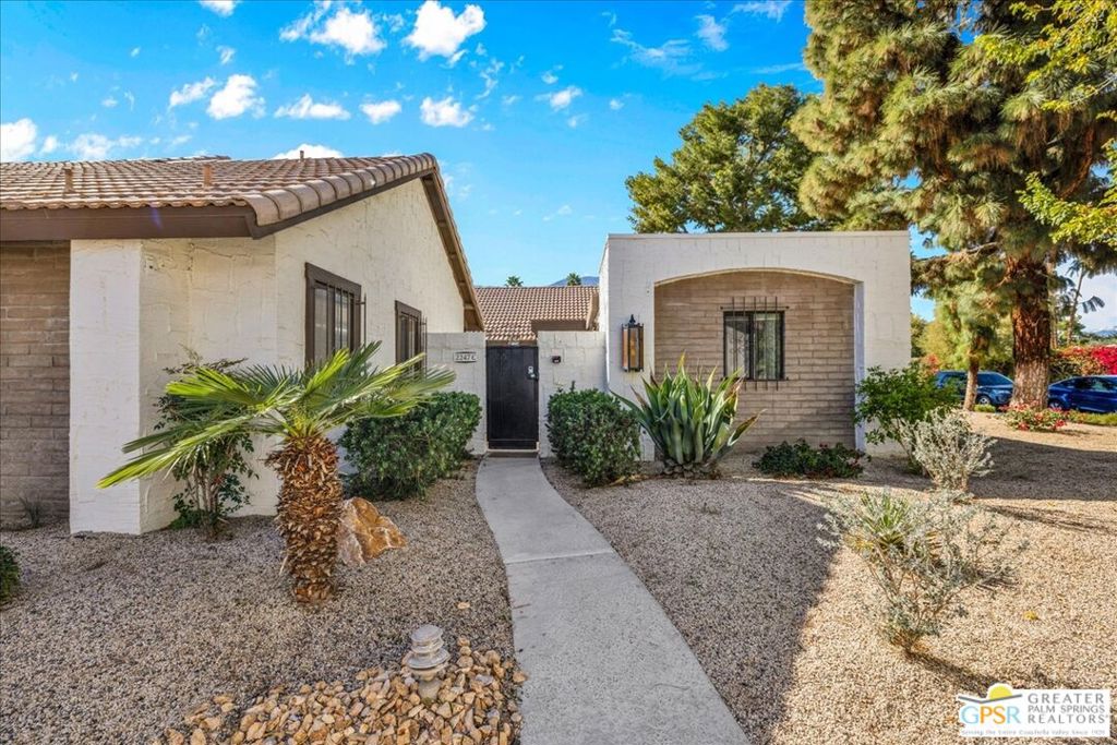 2247 Miramonte Circle