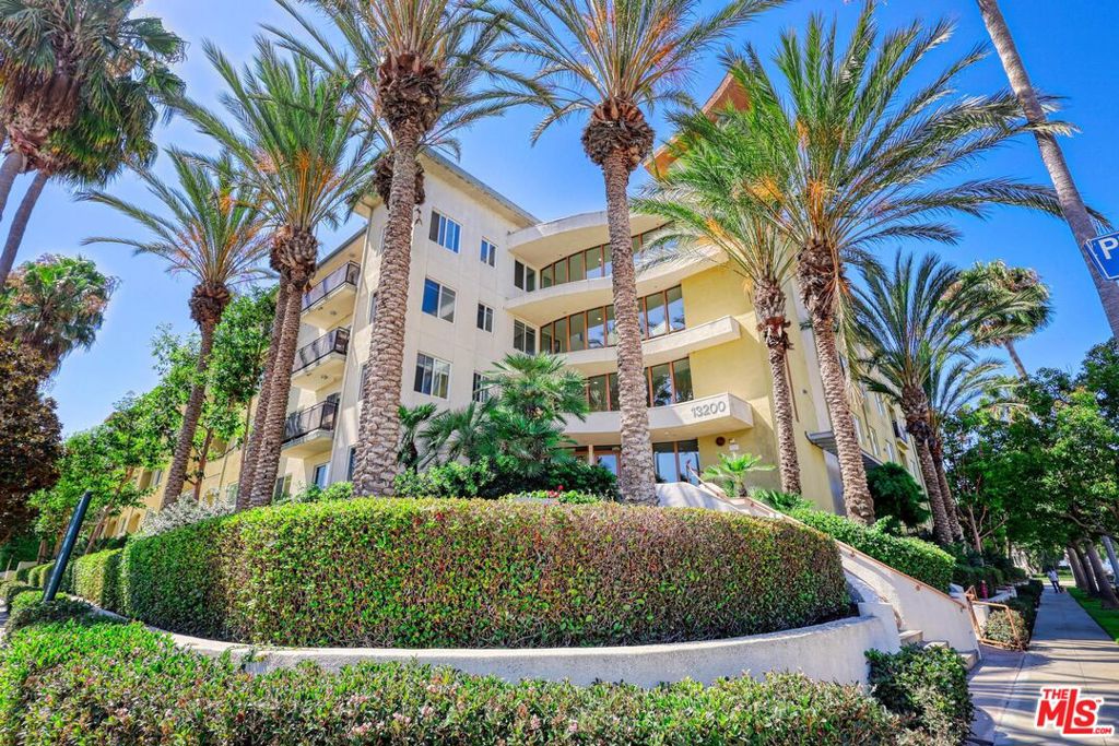 13200 Pacific Promenade
