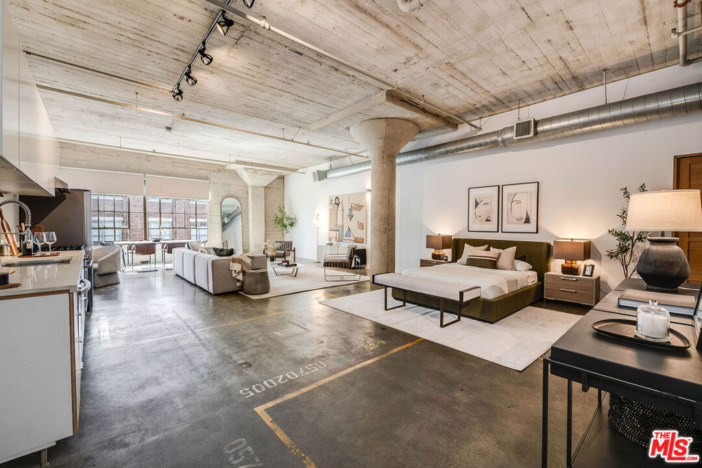1855 Industrial Street