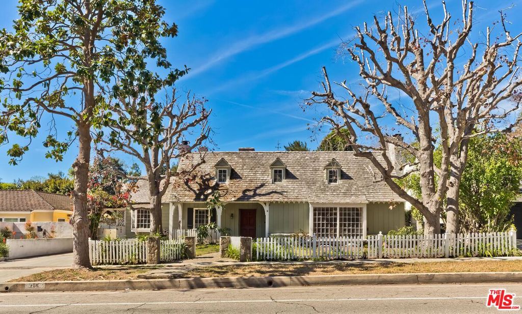 165 Veteran Avenue