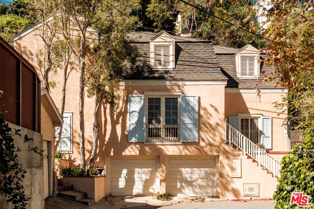 419 Hillside Lane