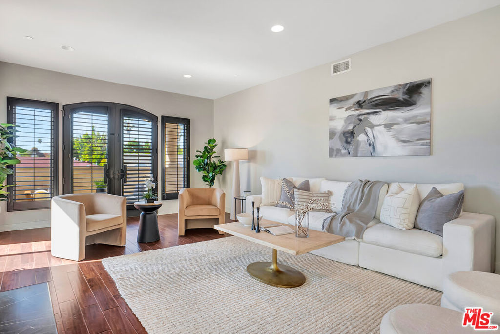 1414 Beverly Glen Boulevard