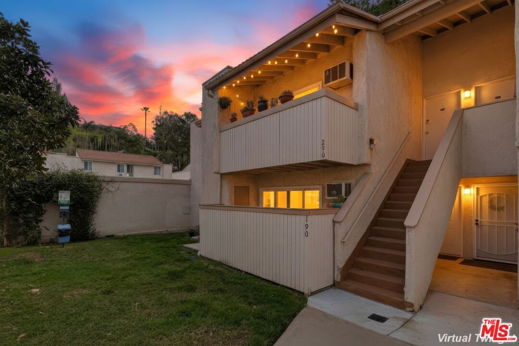 28915 Thousand Oaks Boulevard