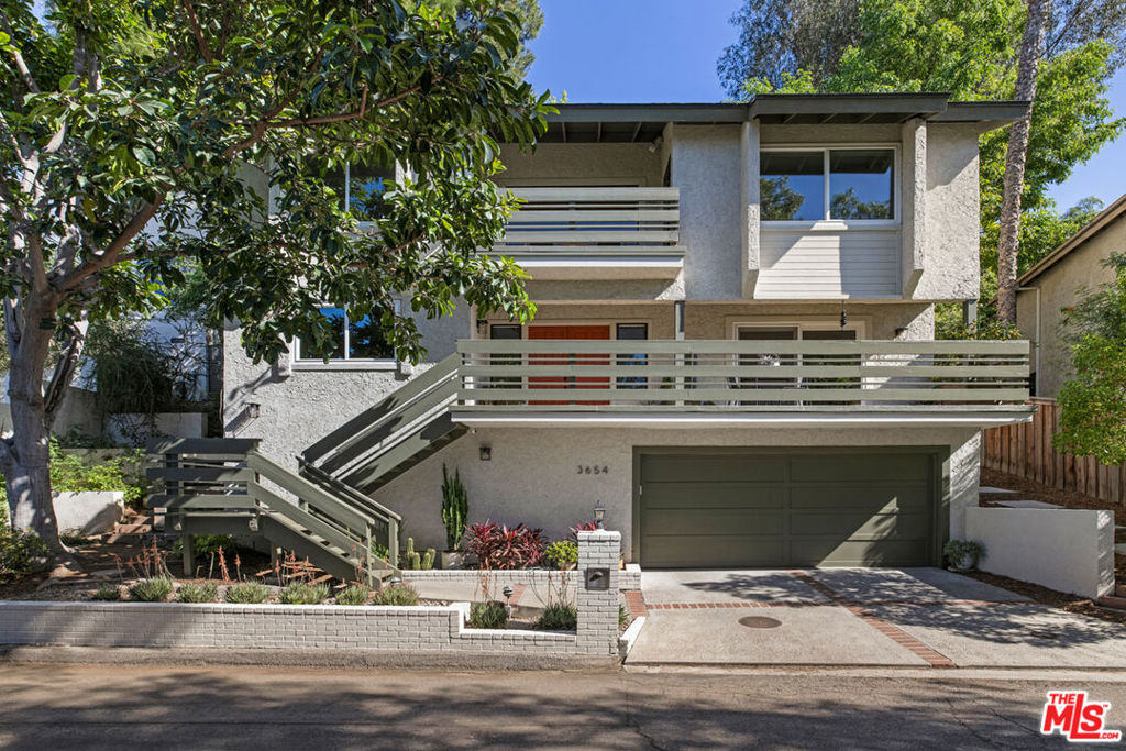 3654 Lavell Drive