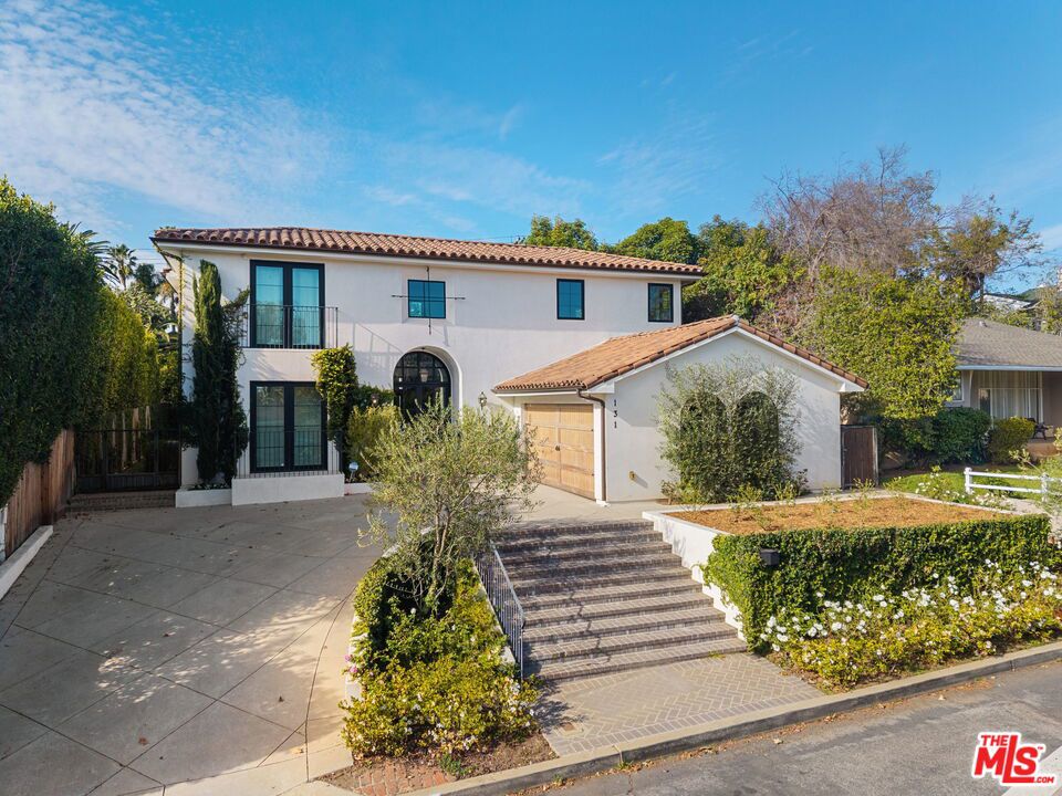 131 Saltair Avenue
