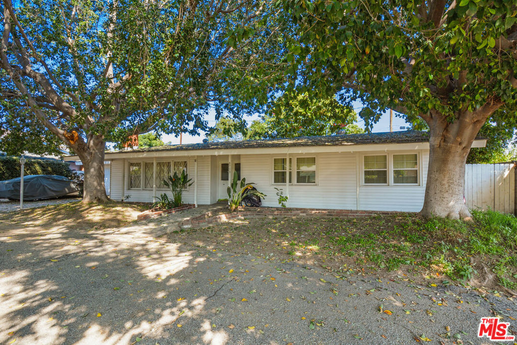 8759 Duarte Road