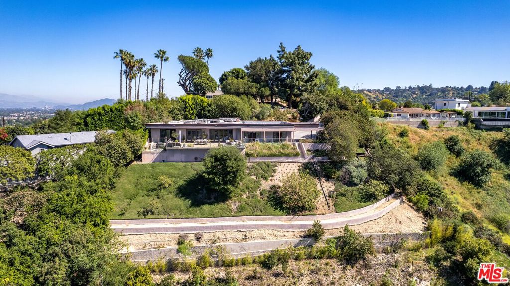 4039 Cody Road