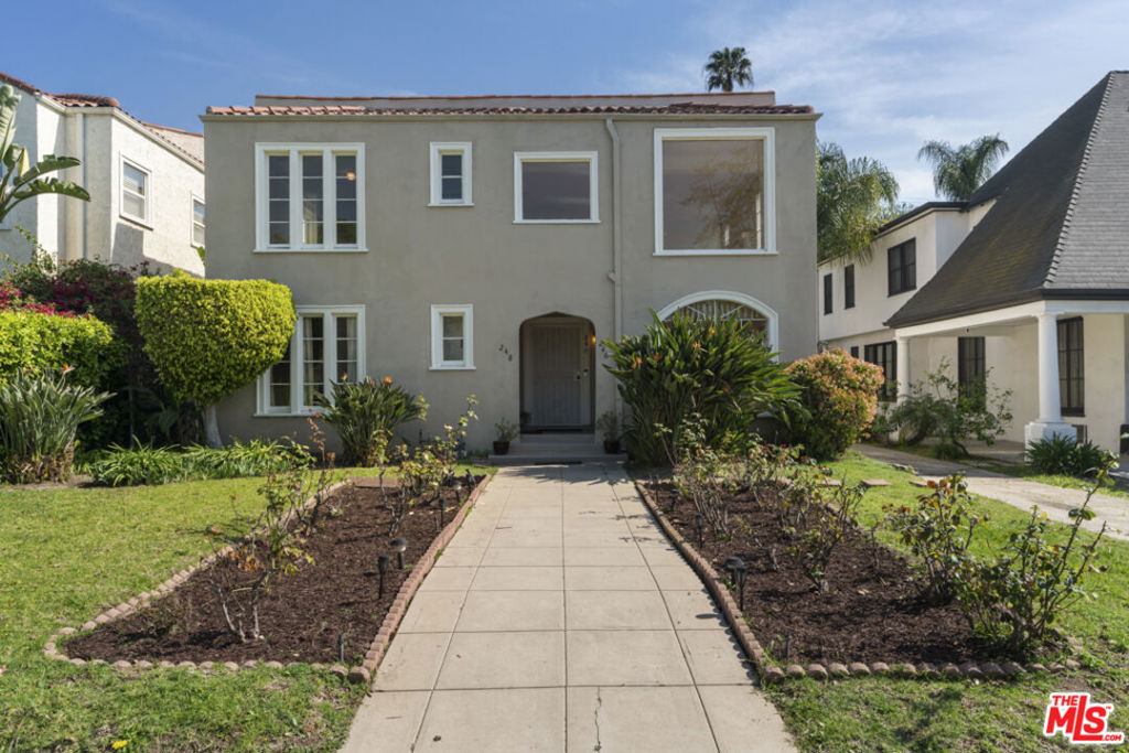 246 Irving Boulevard