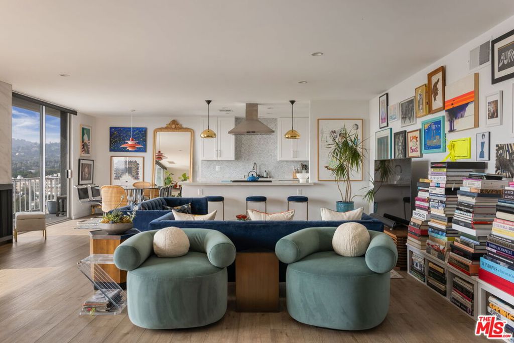 100 Doheny Drive