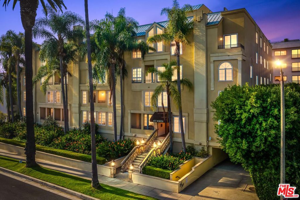 433 Doheny Drive