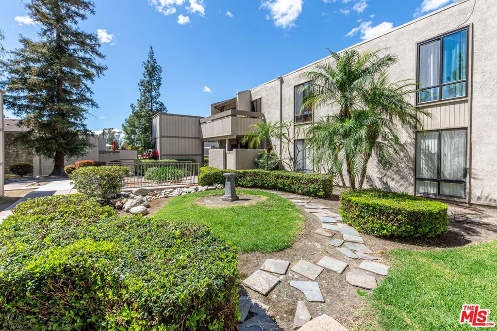 3026 Associated Road