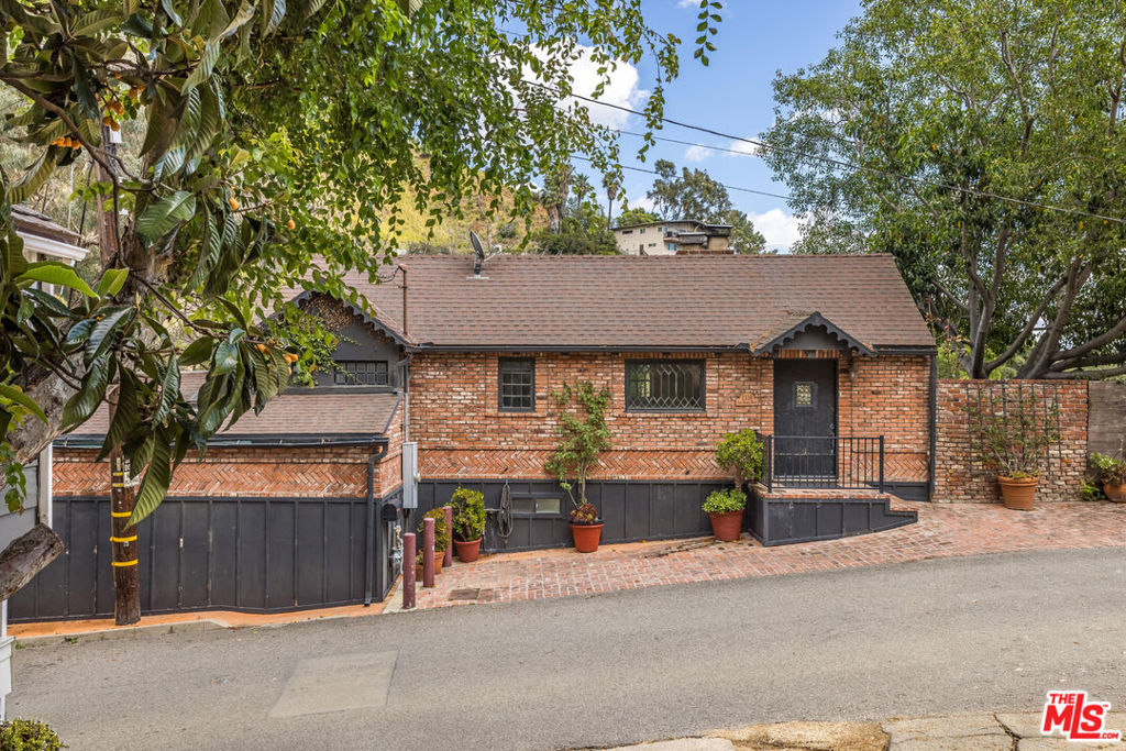 2338 San Marco Drive