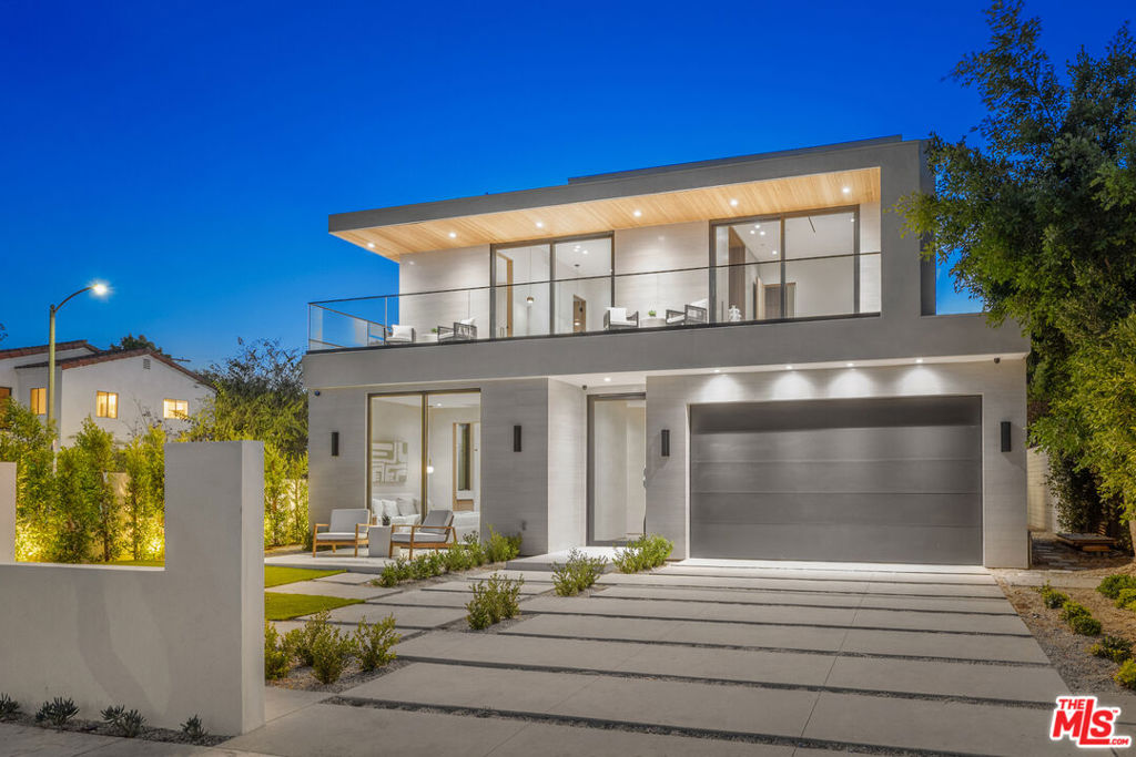405 Flores Street