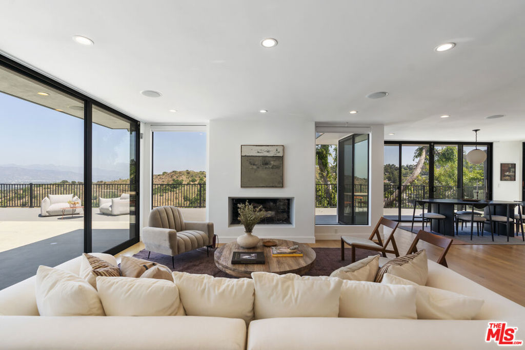3632 Beverly Ridge Drive