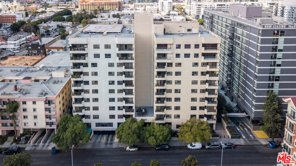 727 Ardmore Avenue
