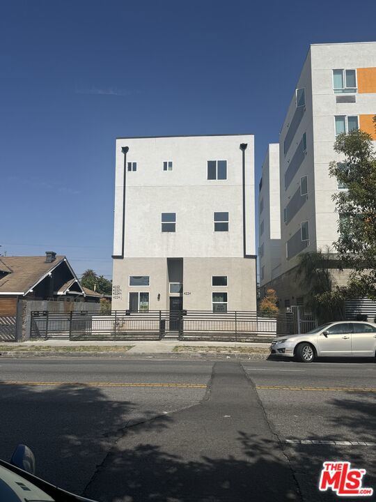 4224 Western Avenue