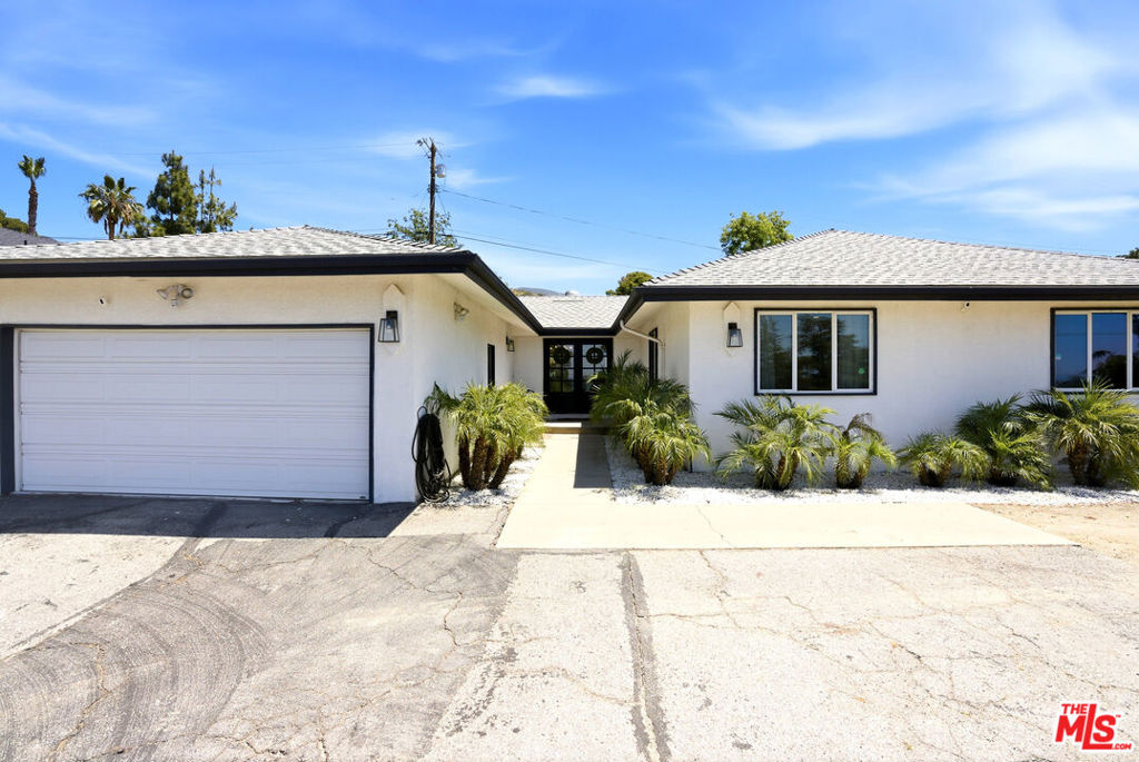10416 Glory Avenue